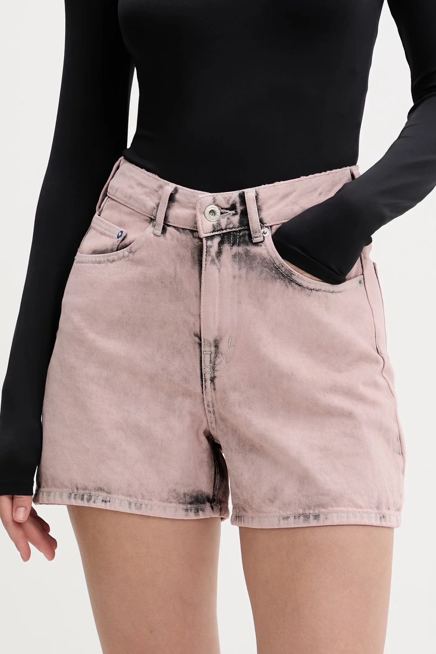 Женские джинсовые шорты