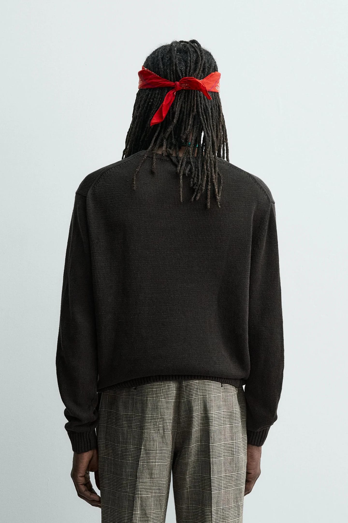 СВИТЕР СТАНДАРТНОГО КРОНА ИЗ 100% ЛЬНА AARON LEVINE X Zara