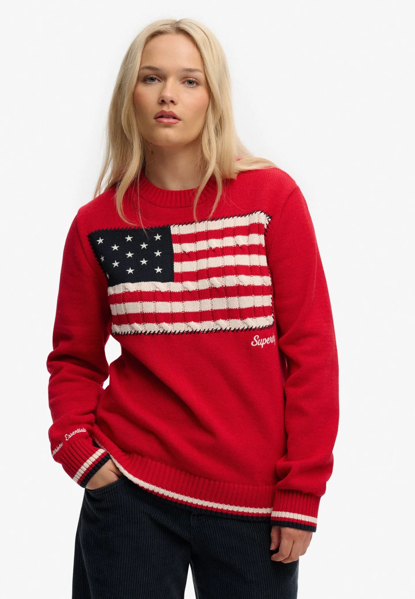 ATHLETIC ESSENTIALS AMERICANA FLAG — Свитер