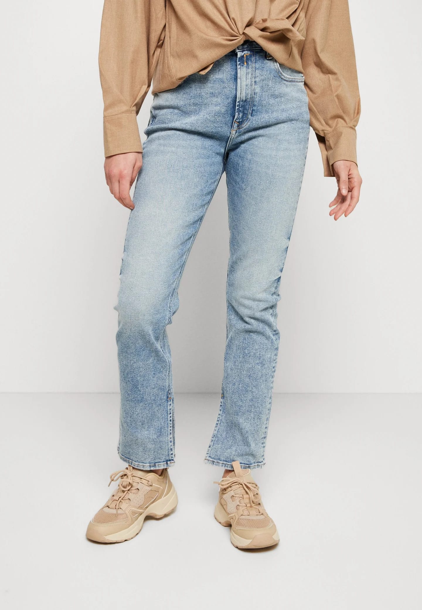 SHARLJN - Джинсы Bootcut