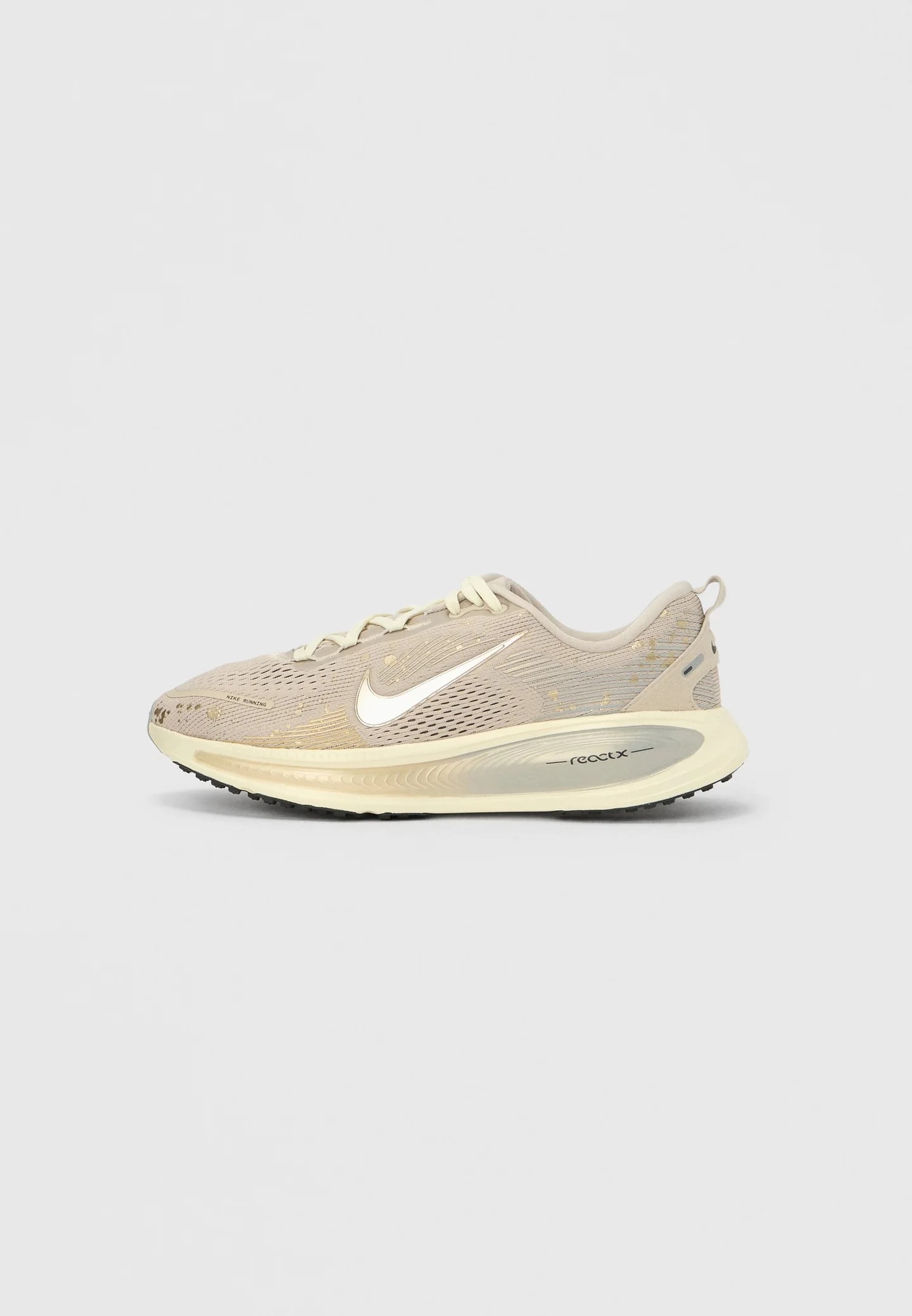 VOMERO 18 UNISEX - Кроссовки для бега по пересеченной местности