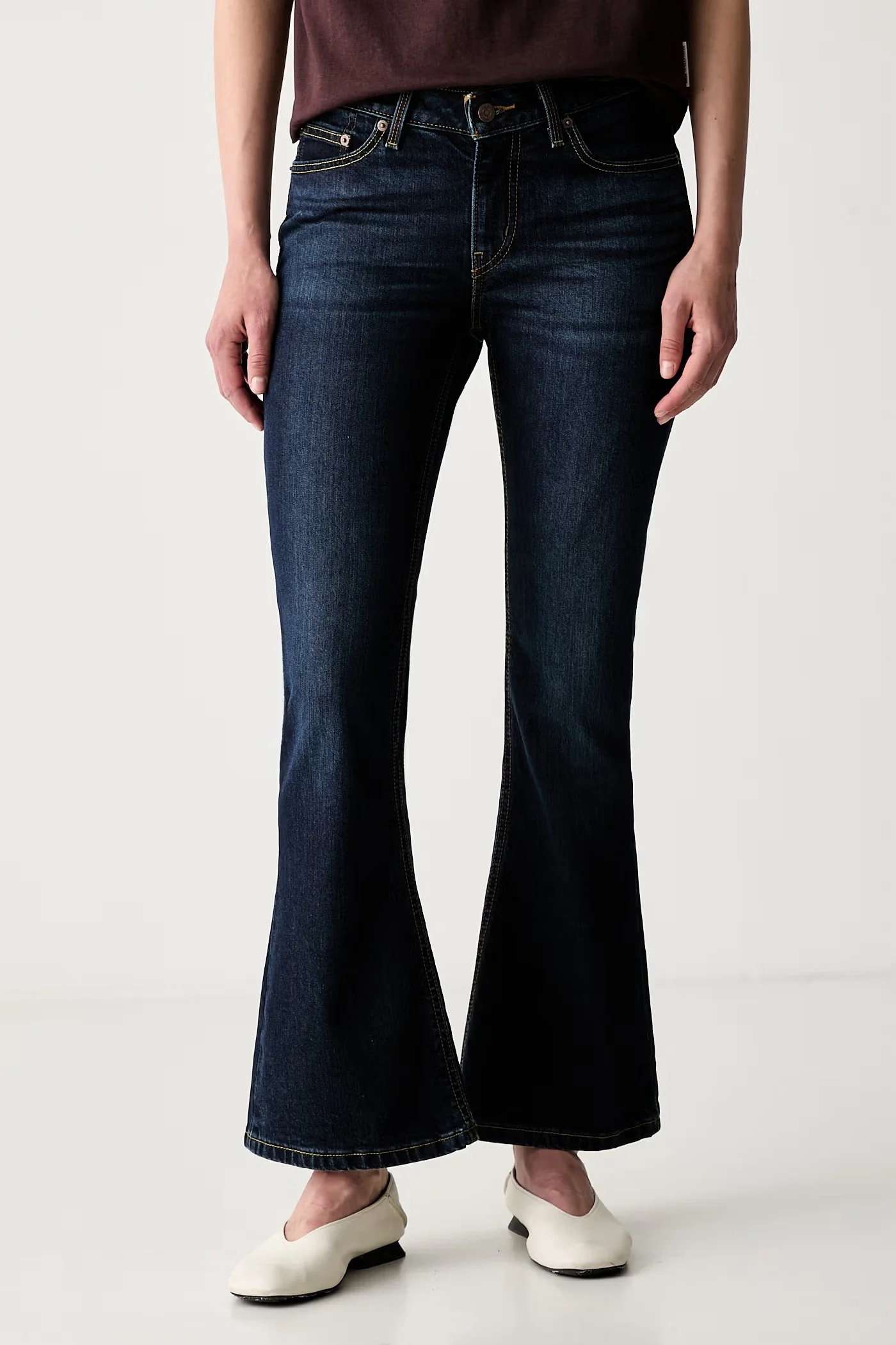 Женские джинсы LOW SLIM BOOT