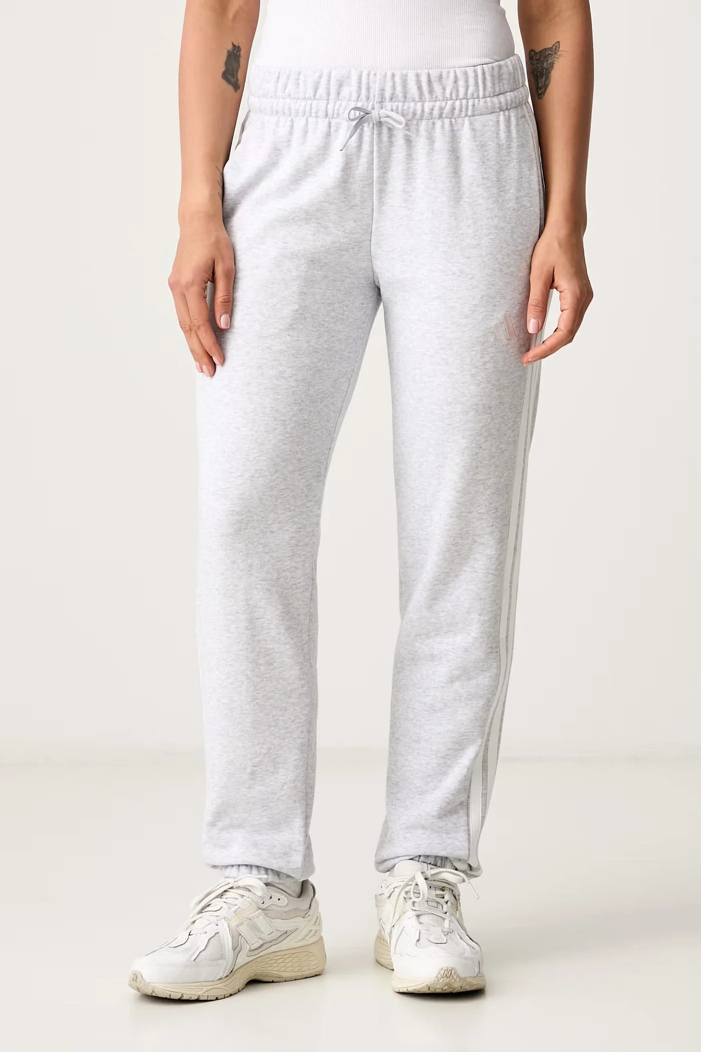 Хлопковые спортивные брюки Women's Essentials