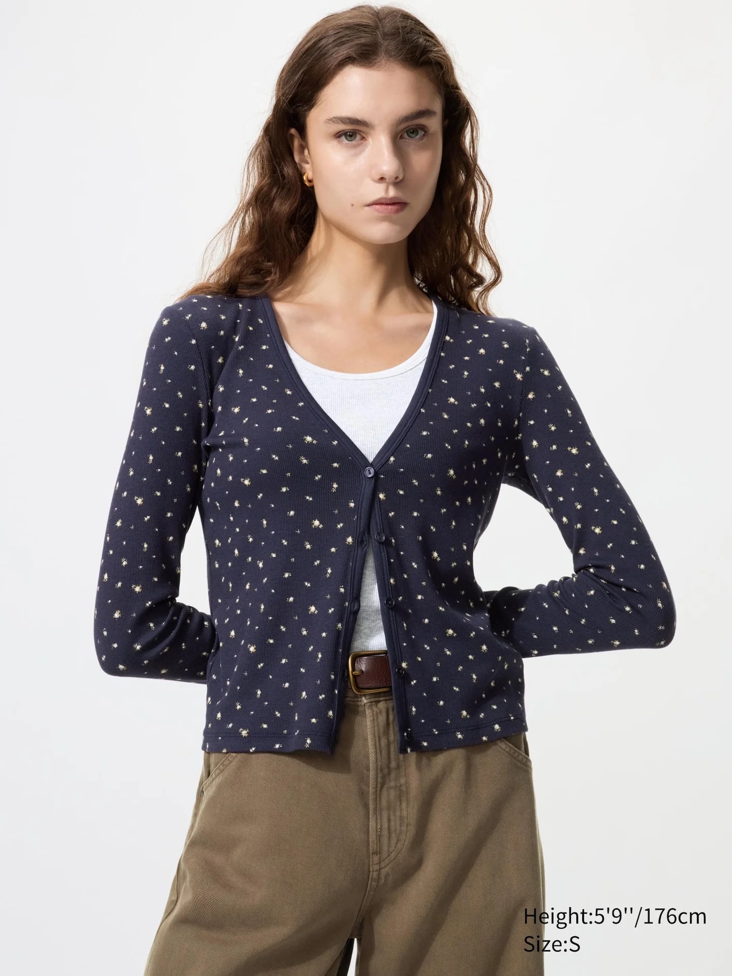Strickjacke (gerippt, V-Ausschnitt, gemustert)