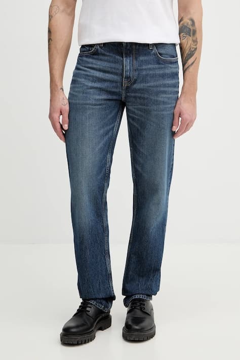 джинсы Томми Хилфигер